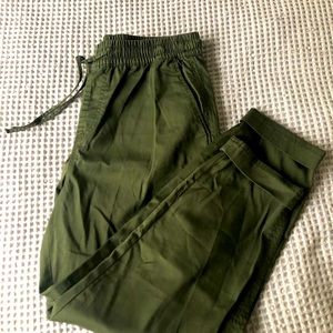 Lou & Grey Forest Green Pants